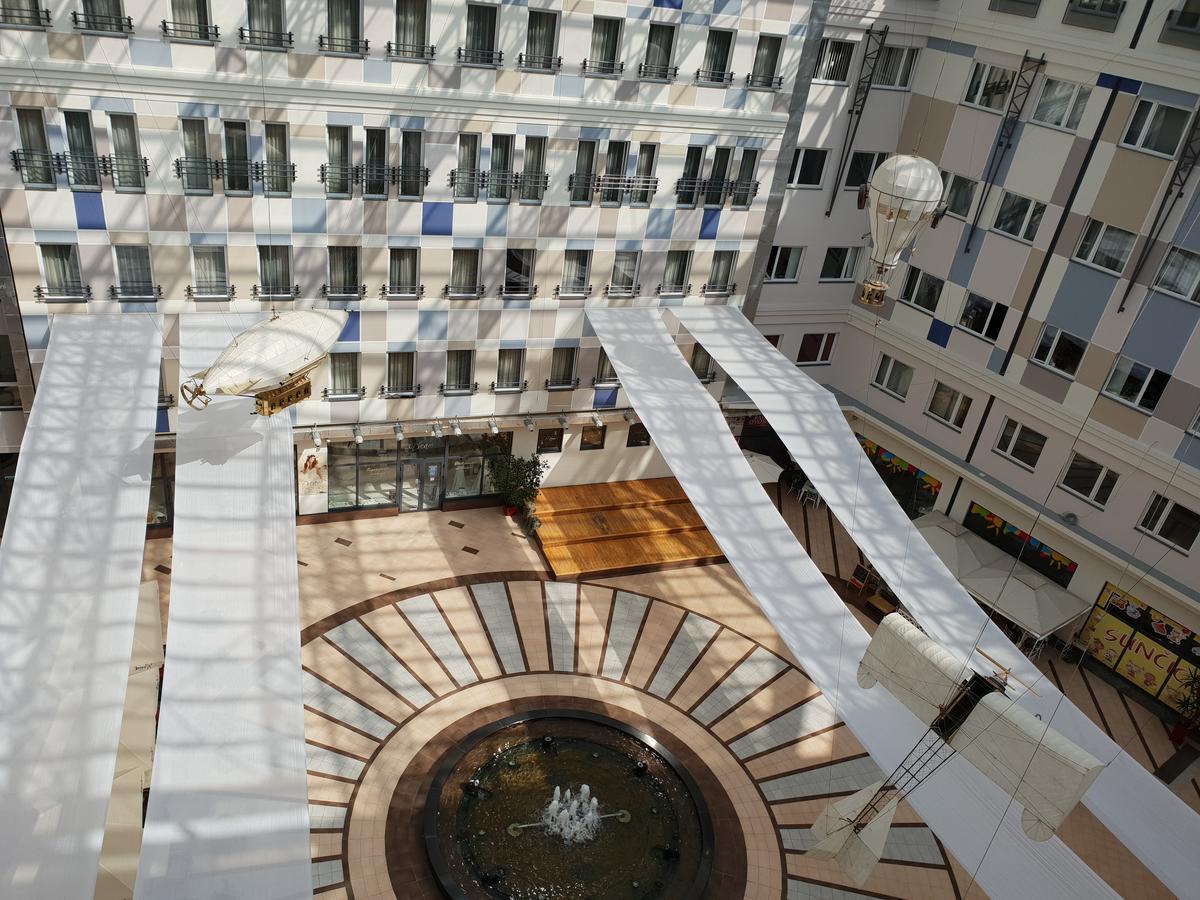 Hotel Galleria Суботица Экстерьер фото