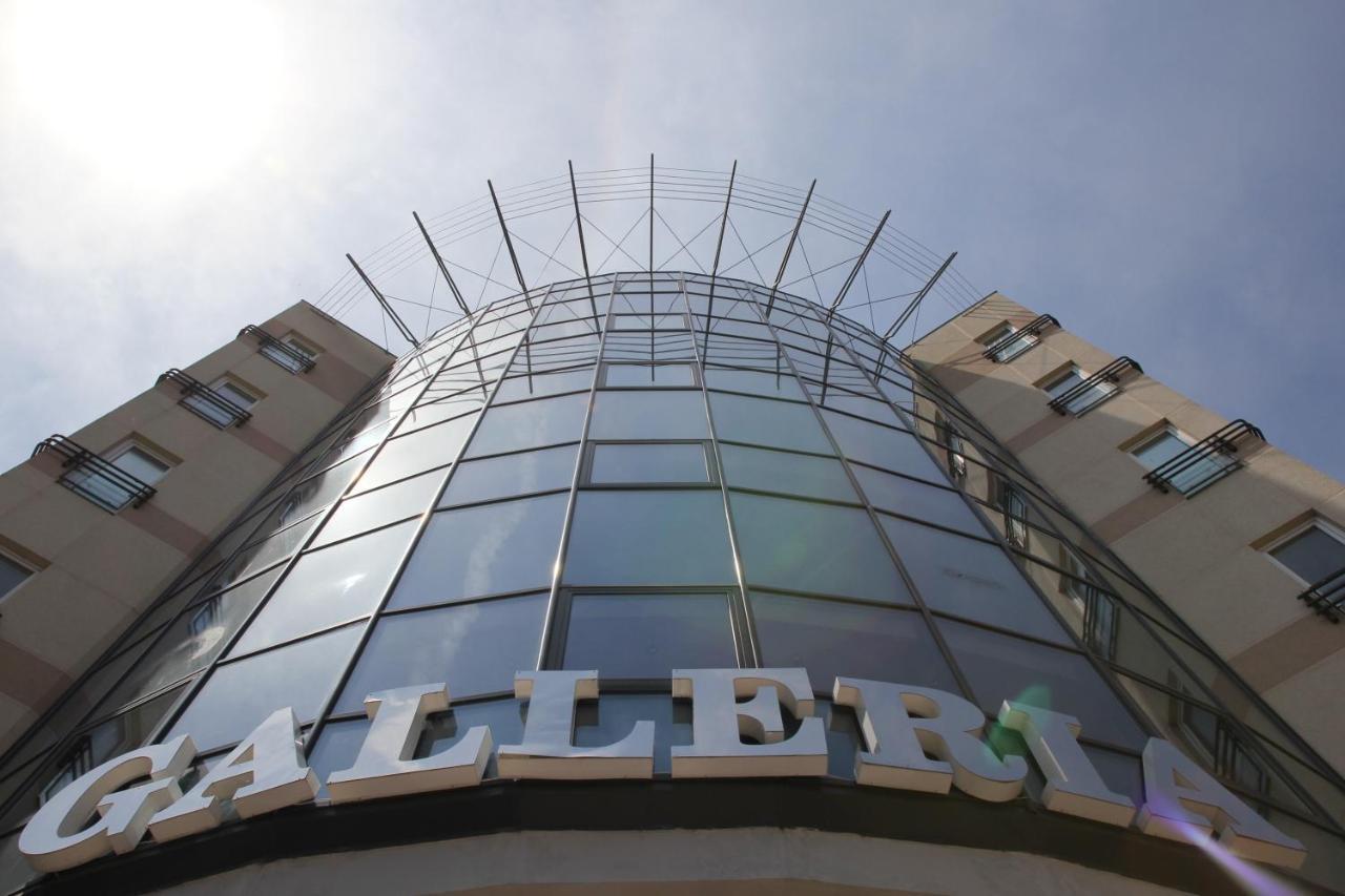 Hotel Galleria Суботица Экстерьер фото